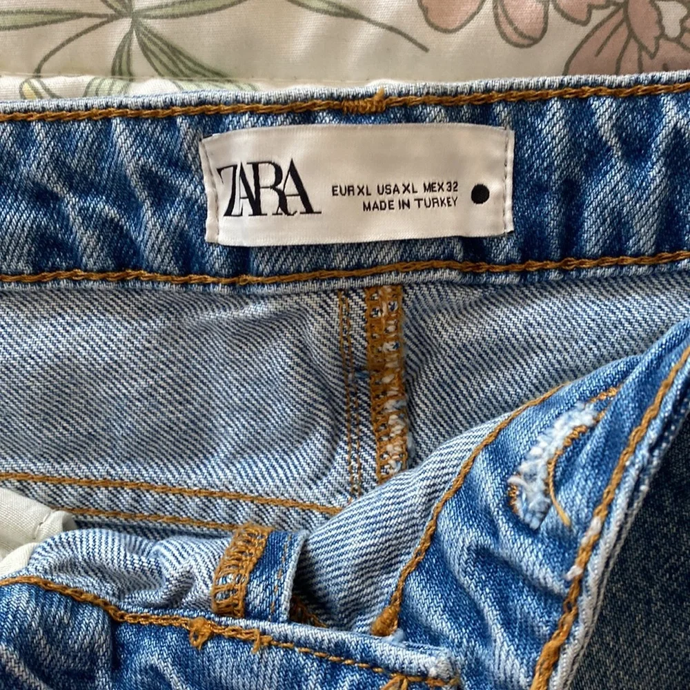 The crossed fly mini skirt XL - Picture 8 of 11